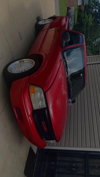 1997 GMC S-15/Sonoma - Image 2 of 5