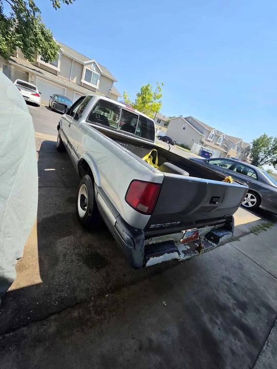 1997 GMC S-15/Sonoma - Image 4 of 8