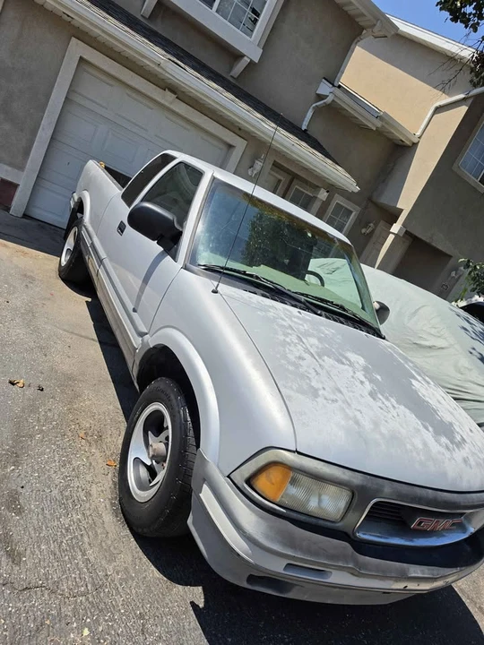 1997 GMC S-15/Sonoma - Image 2 of 8