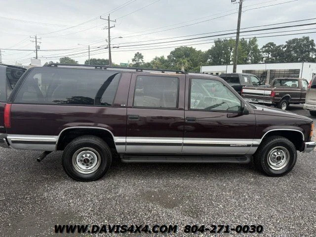 1997 GMC Suburban 8th Gen - Image 6 of 20