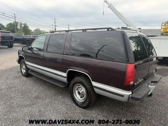 1997 GMC Suburban 8th Gen - Image 3 of 20