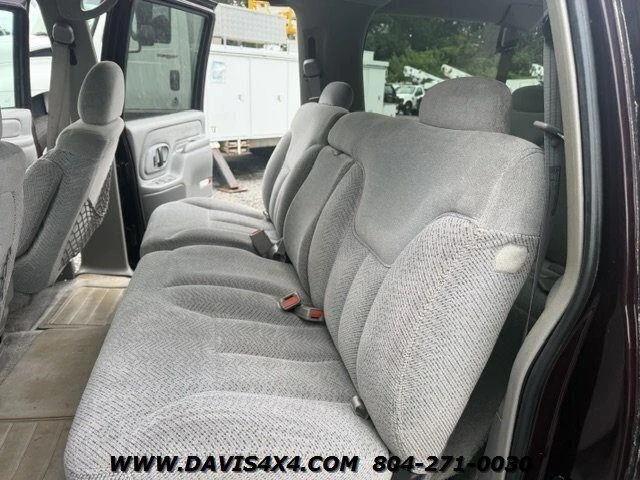 1997 GMC Suburban 8th Gen - Image 15 of 20