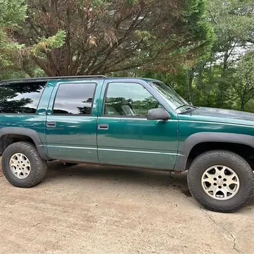 1997 GMC Suburban 1500 SLT