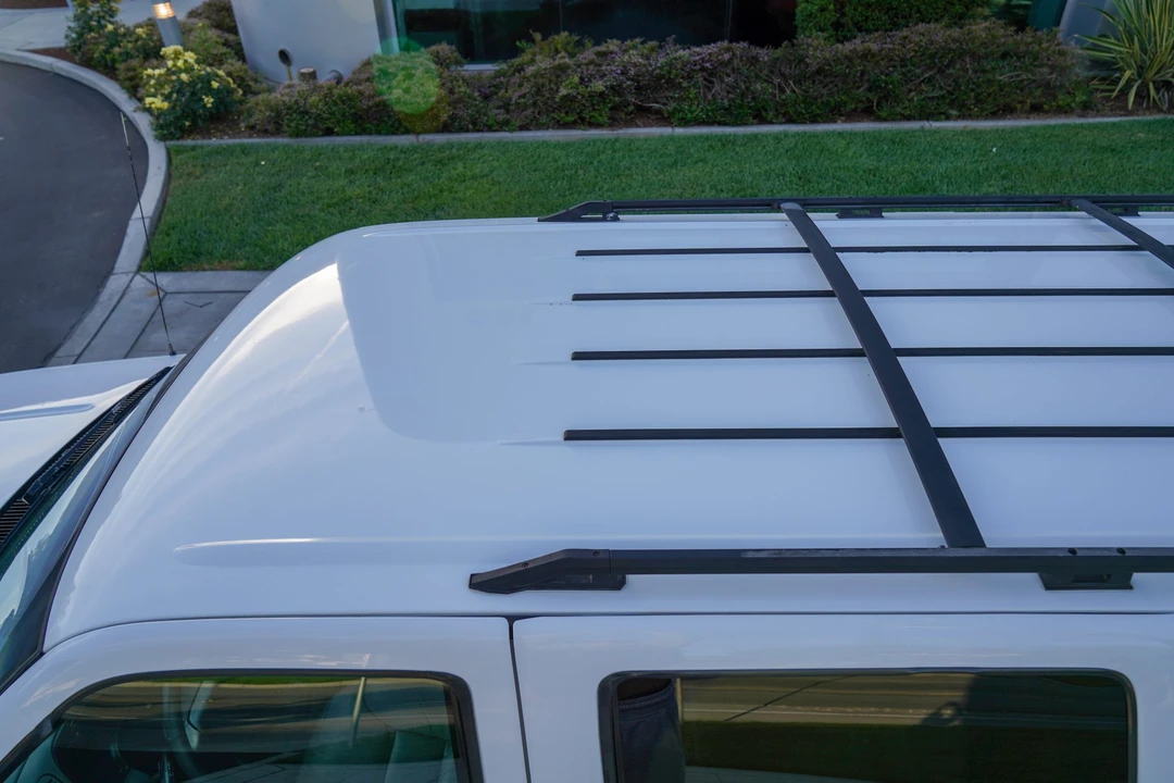 1997 GMC Suburban 8th Gen - Image 24 of 31