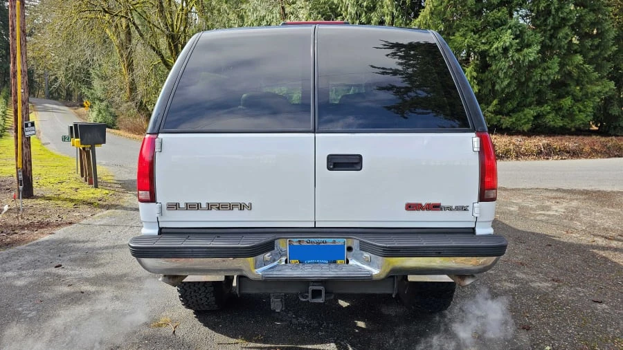 1997 GMC Suburban 8th Gen - Image 3 of 7