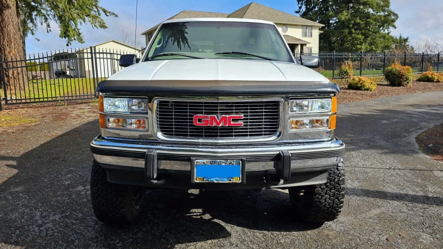 1997 GMC Suburban 8th Gen - Image 4 of 7