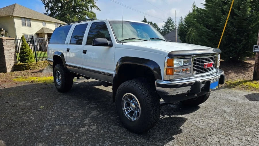 1997 GMC Suburban 8th Gen - Image 6 of 7