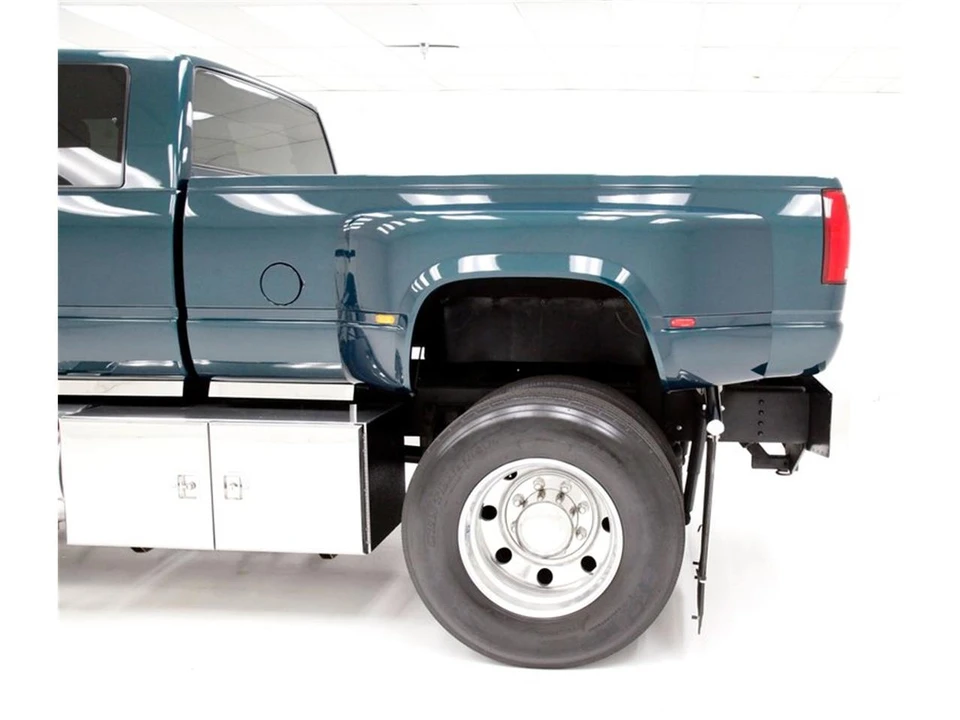 1997 GMC C/K - Image 4 of 31