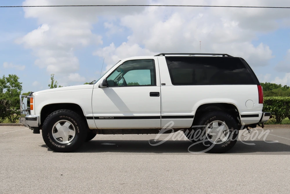 1997 GMC Yukon 1st Gen - Image 4 of 13