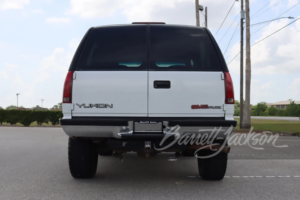 1997 GMC Yukon 1st Gen - Image 9 of 13
