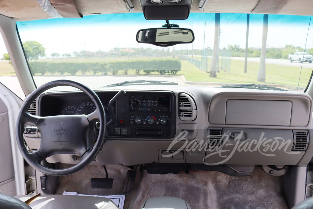 1997 GMC Yukon 1st Gen - Image 11 of 13