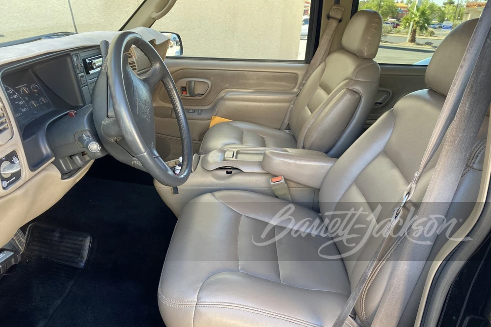 1997 GMC Yukon 1st Gen - Image 4 of 7