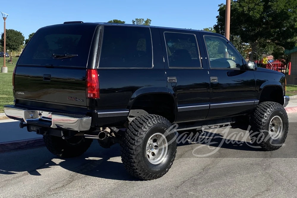 1997 GMC Yukon 1st Gen - Image 2 of 7