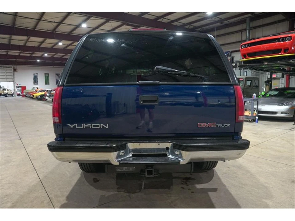 1997 GMC Yukon 1st Gen - Image 7 of 31