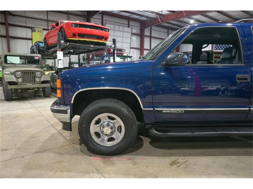 1997 GMC Yukon 1st Gen - Image 3 of 31