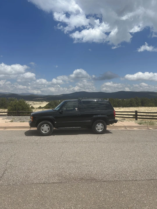1997 GMC Yukon 1st Gen - Image 3 of 31