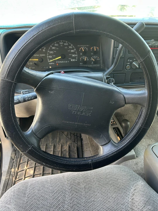 1997 GMC Yukon 1st Gen - Image 31 of 31