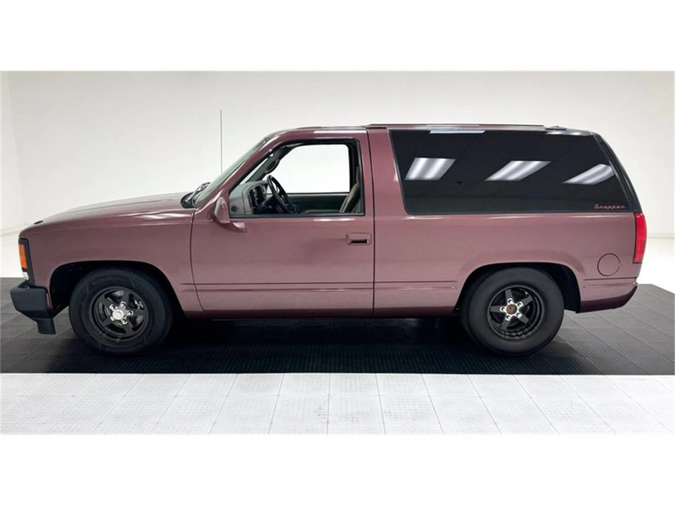 1997 GMC Yukon 1st Gen - Image 2 of 31