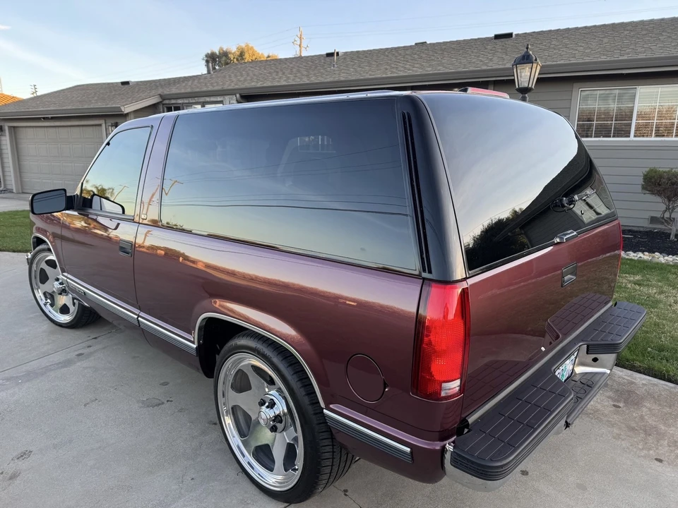 1997 GMC Yukon 1st Gen - Image 4 of 21