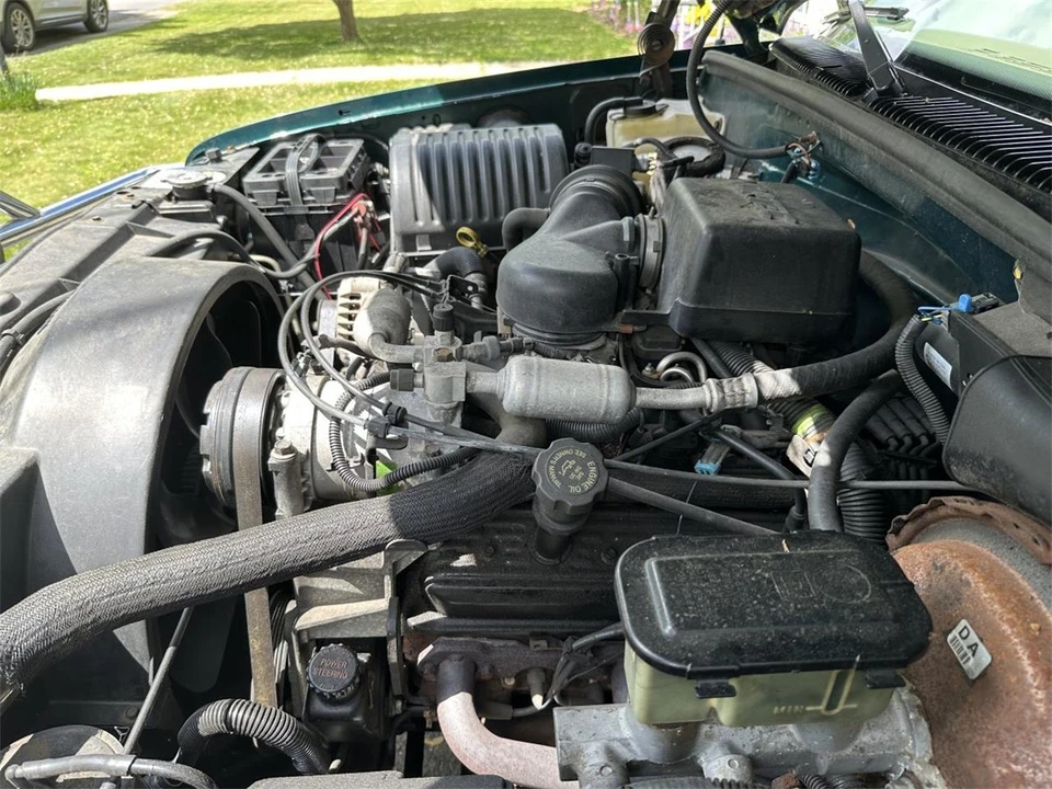 1997 GMC Yukon 1st Gen - Image 21 of 31