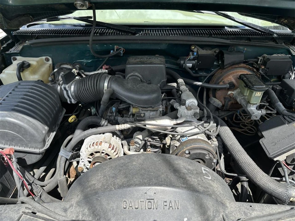 1997 GMC Yukon 1st Gen - Image 19 of 31