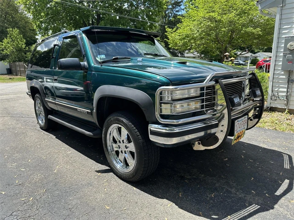 1997 GMC Yukon 1st Gen - Image 5 of 31