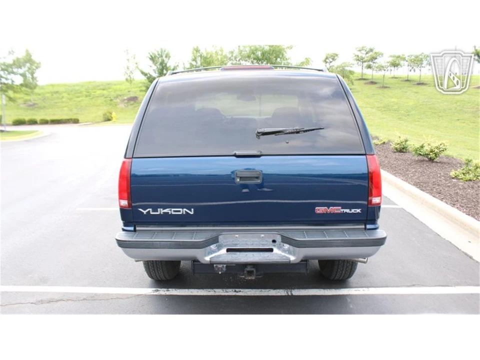 1997 GMC Yukon 1st Gen - Image 31 of 31
