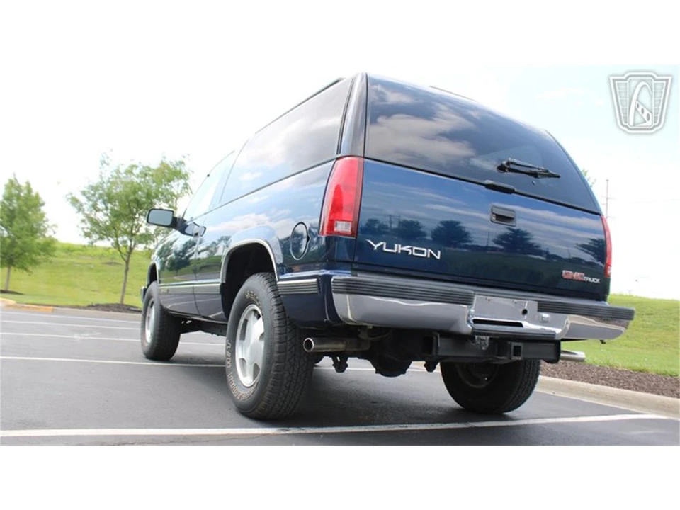 1997 GMC Yukon 1st Gen - Image 30 of 31