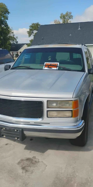 1997 GMC Yukon 1st Gen - Image 2 of 7