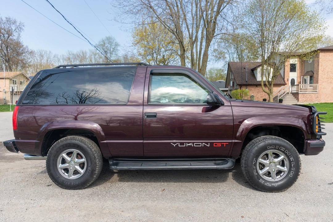 1997 GMC Yukon 1st Gen - Image 9 of 31