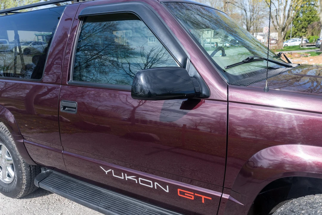 1997 GMC Yukon 1st Gen - Image 10 of 31