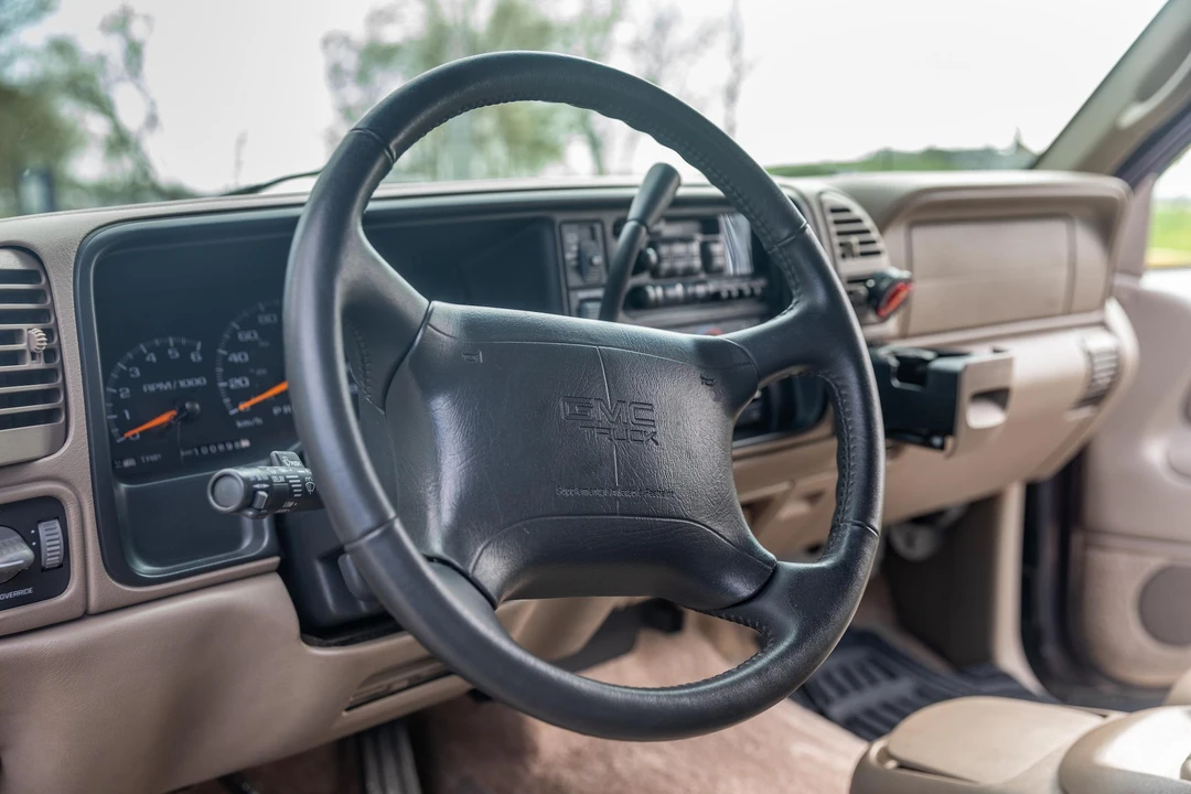 1997 GMC Yukon 1st Gen - Image 30 of 31