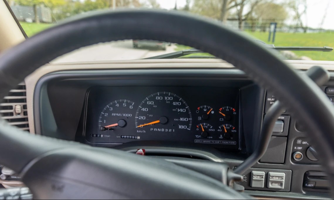 1997 GMC Yukon 1st Gen - Image 26 of 31