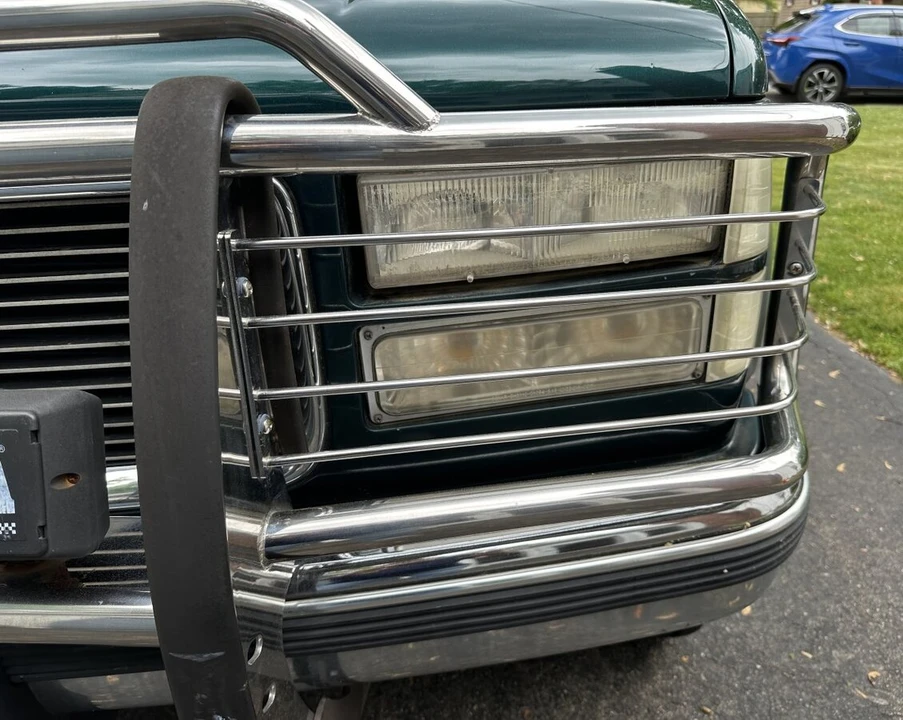 1997 GMC Yukon 1st Gen - Image 14 of 31