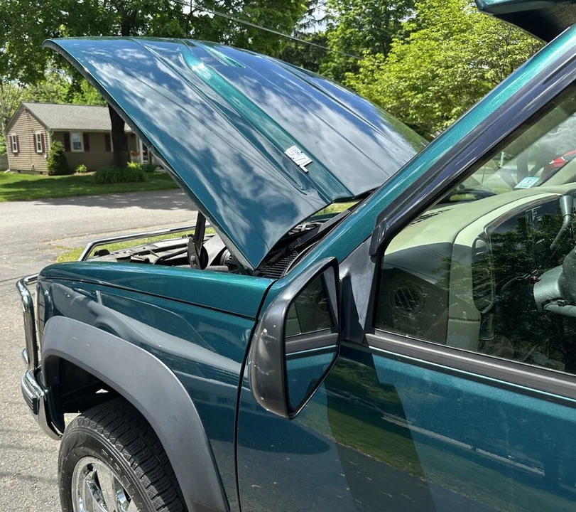 1997 GMC Yukon 1st Gen - Image 24 of 31