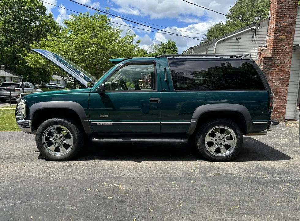 1997 GMC Yukon 1st Gen - Image 27 of 31