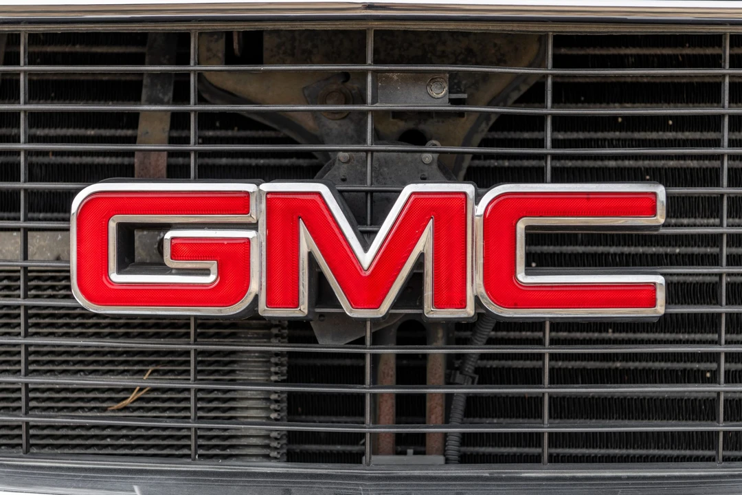 1997 GMC Yukon 1st Gen - Image 10 of 31