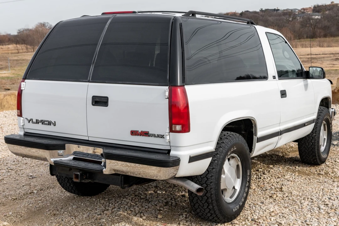 1997 GMC Yukon 1st Gen - Image 5 of 31