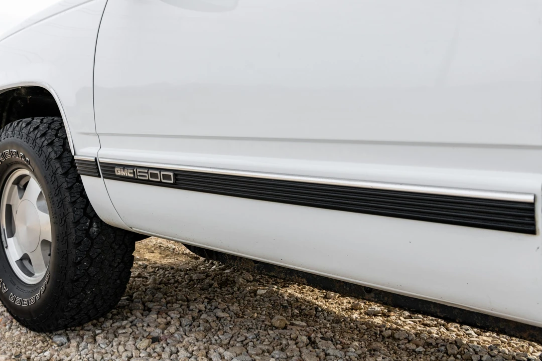 1997 GMC Yukon 1st Gen - Image 30 of 31