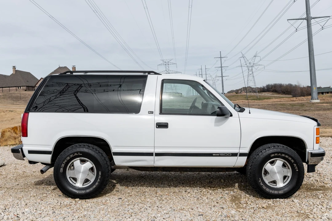 1997 GMC Yukon 1st Gen - Image 6 of 31