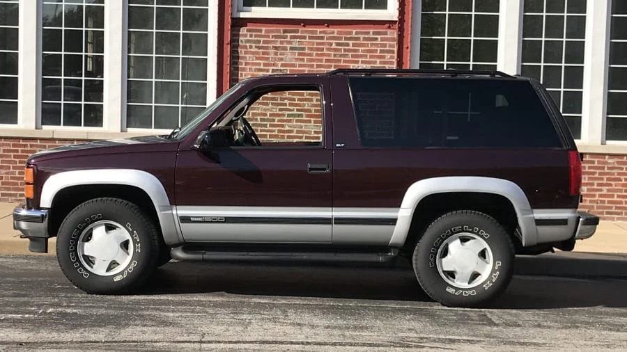 1997 GMC Yukon 1st Gen - Image 2 of 8