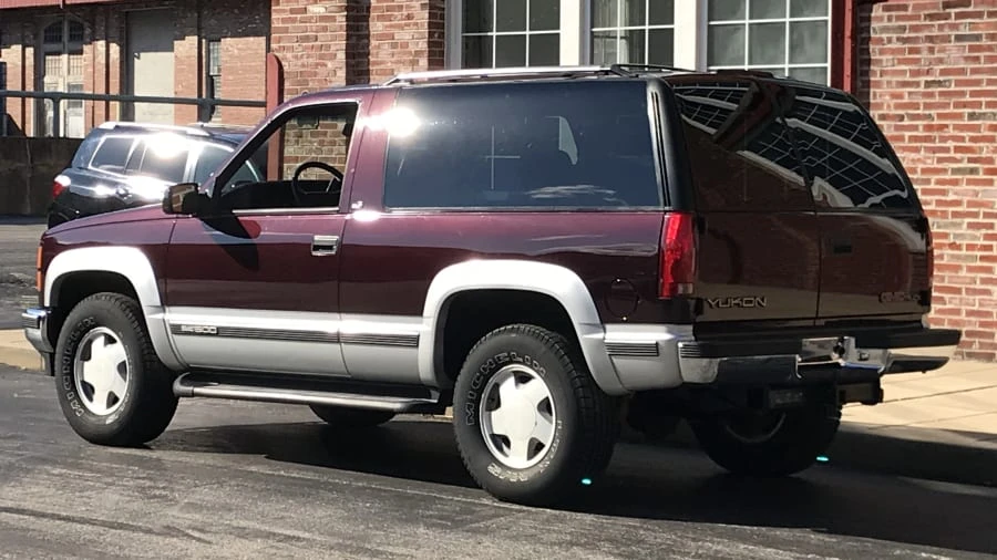 1997 GMC Yukon 1st Gen - Image 3 of 8