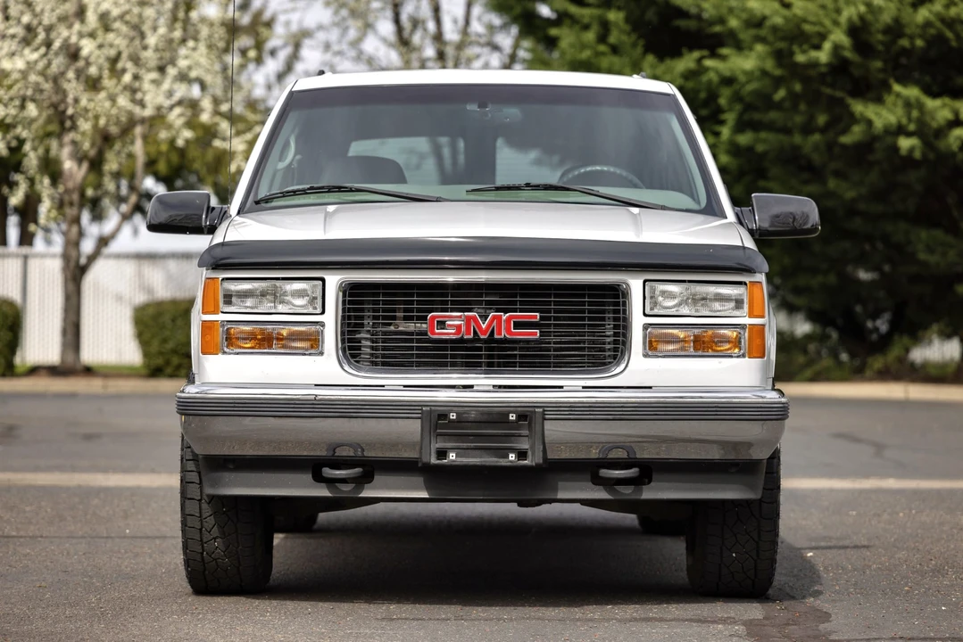 1997 GMC Yukon 1st Gen - Image 18 of 31