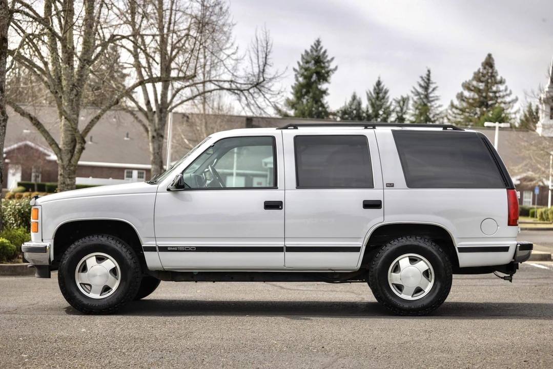1997 GMC Yukon 1st Gen - Image 6 of 31