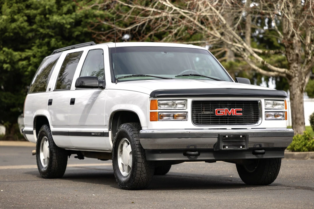 1997 GMC Yukon 1st Gen - Image 17 of 31
