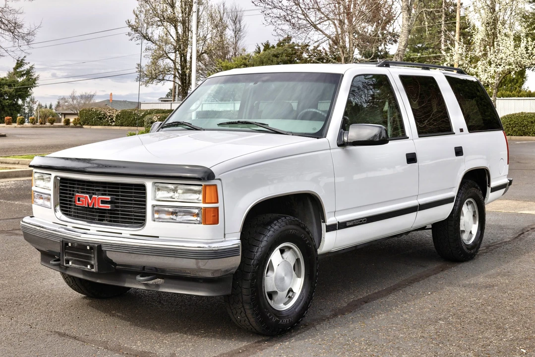 1997 GMC Yukon 1st Gen - Image 4 of 31