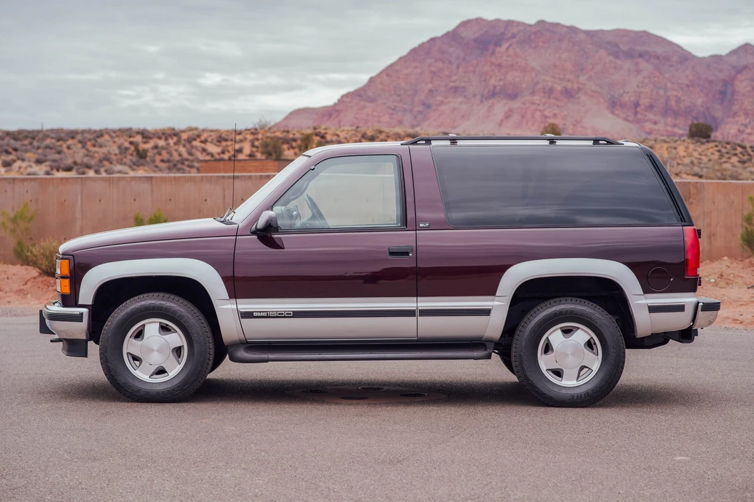 1997 GMC Yukon 1st Gen - Image 3 of 31