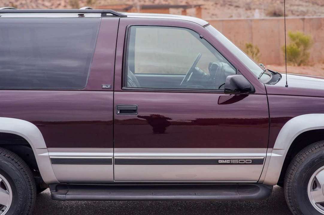 1997 GMC Yukon 1st Gen - Image 16 of 31