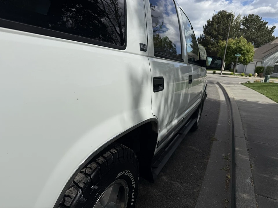 1997 GMC Yukon 1st Gen - Image 10 of 21