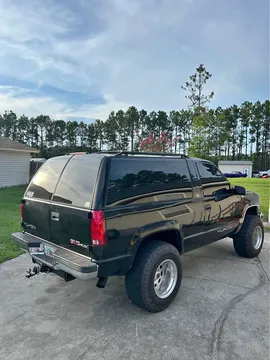 1997 GMC Yukon Sport Utility 2D